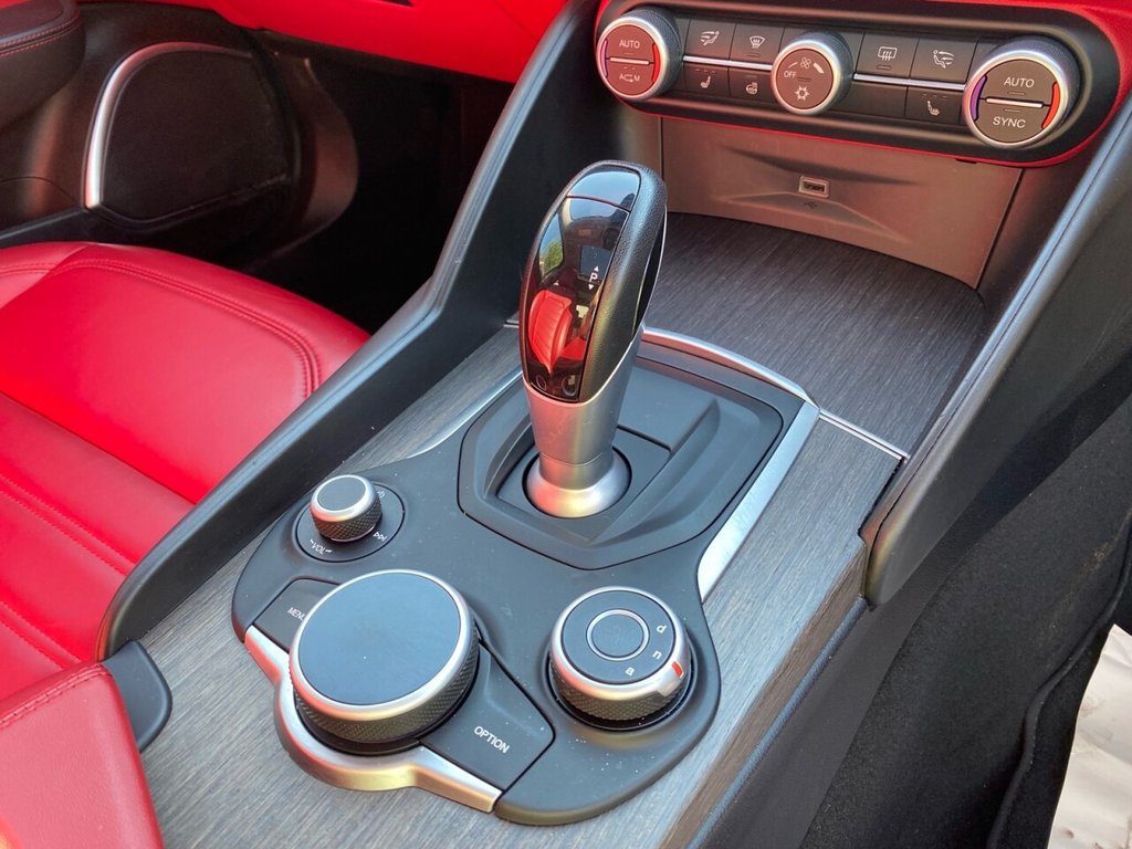 Used Alfa Romeo Giulia 2017 for sale - 76609099: Photo 40