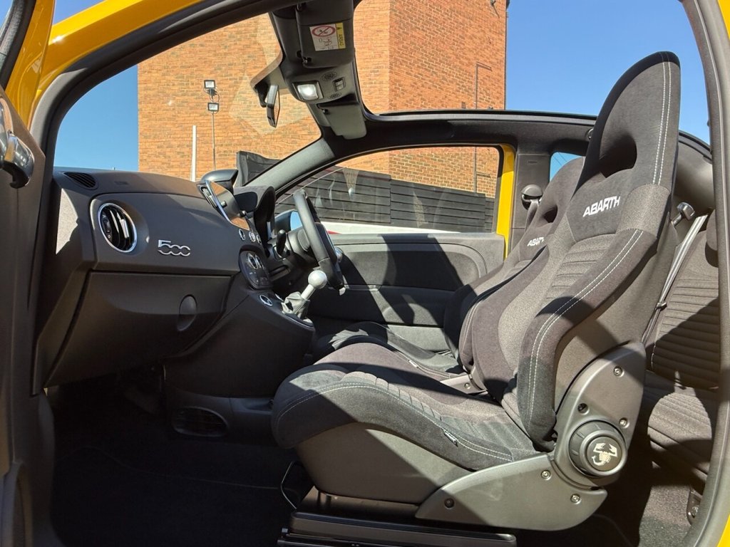 Used Abarth 595 2021 for sale - 76609128: Photo 3