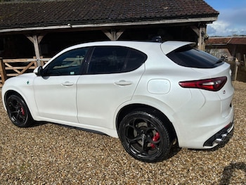 Used Alfa Romeo Stelvio 2019 for sale - 78695894: Photo
