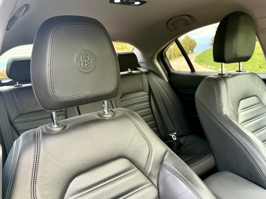 Used Alfa Romeo Giulia 2018 for sale - 76609127: Photo 3