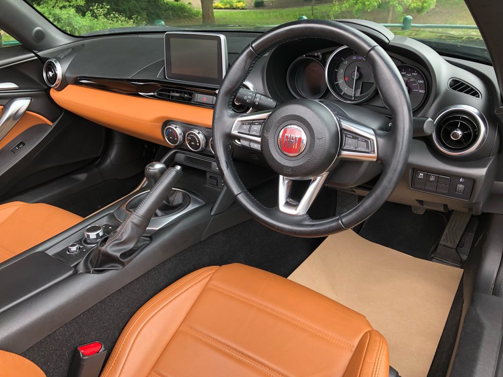 Used Fiat 124 Spider 2018 for sale - 76609138: Photo 7