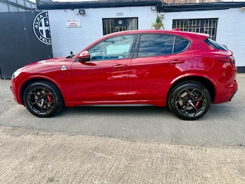Used Alfa Romeo Stelvio 2019 for sale - 79072438: Photo