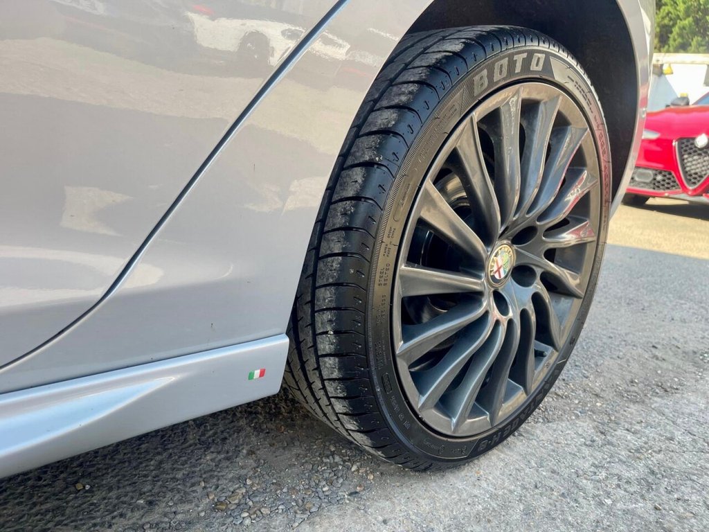 Used Alfa Romeo Giulietta 2015 for sale - 76609112: Photo 11