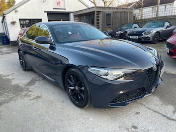 Used Alfa Romeo Giulia 2017 for sale - 77703496: Photo