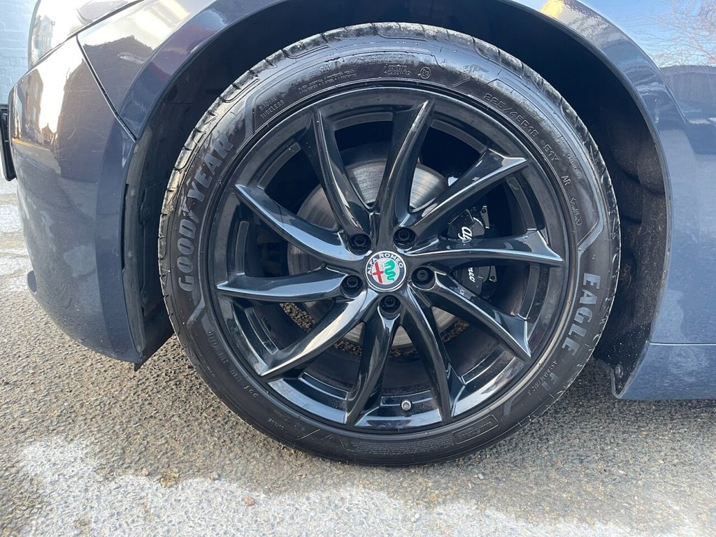 Used Alfa Romeo Giulia 2017 for sale - 77703496: Photo 20