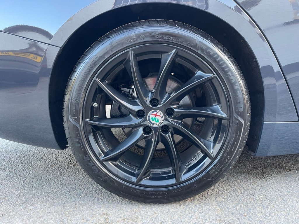 Used Alfa Romeo Giulia 2017 for sale - 77703496: Photo 21