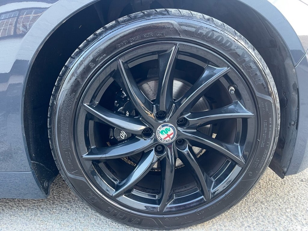 Used Alfa Romeo Giulia 2017 for sale - 77703496: Photo 22