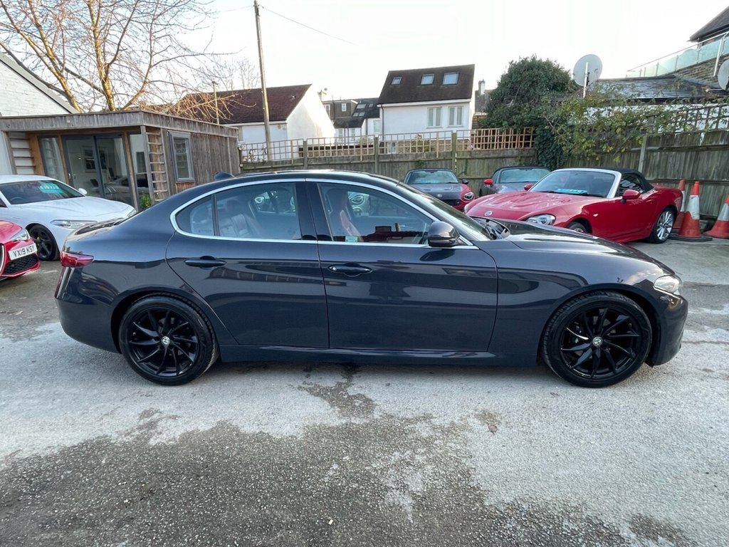 Used Alfa Romeo Giulia 2017 for sale - 77703496: Photo 33