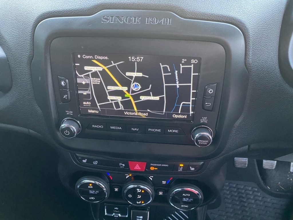 Used Jeep Renegade 2015 for sale - 76609087: Photo 2