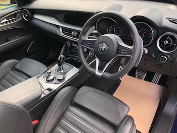 Used Alfa Romeo Stelvio 2019 for sale - 78382110: Photo