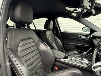 Used Alfa Romeo Giulia 2022 for sale - 79293572: Photo