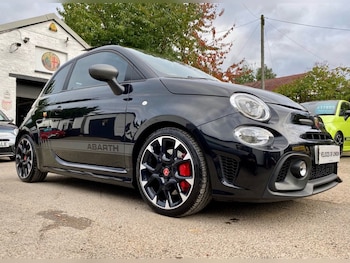 Used Abarth 595 2017 for sale - 76609076: Photo