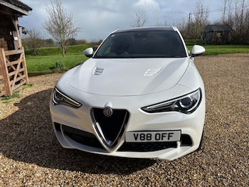 Used Alfa Romeo Stelvio 2019 for sale - 77879917: Photo