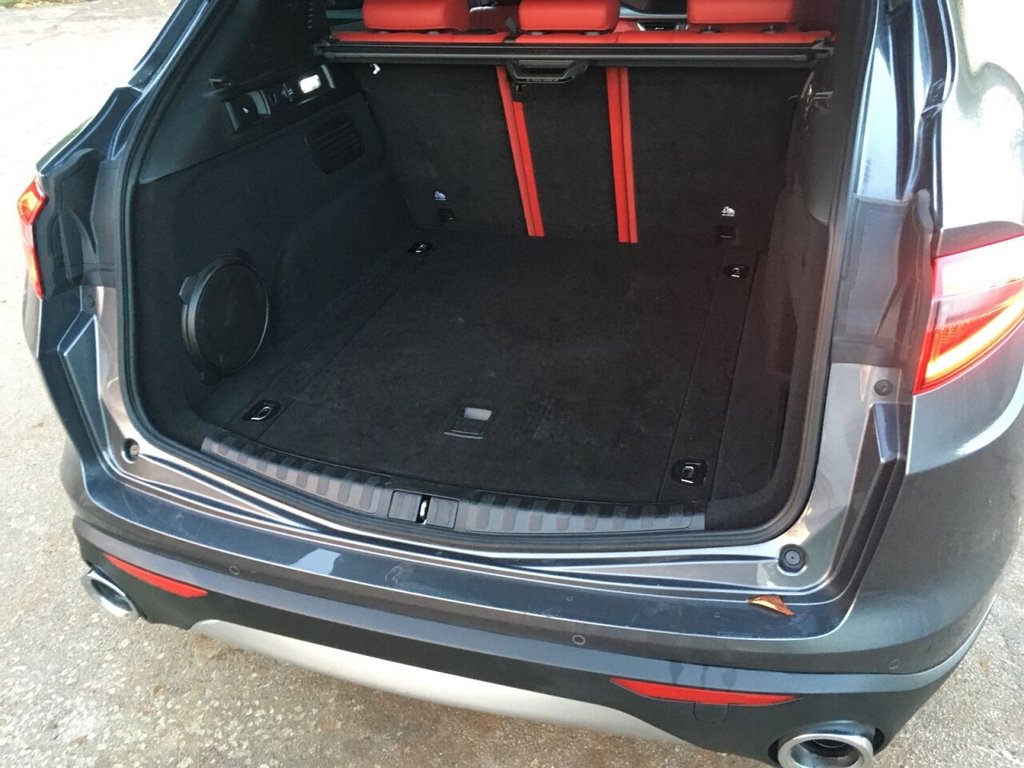 Used Alfa Romeo Stelvio 2018 for sale - 76609147: Photo 32