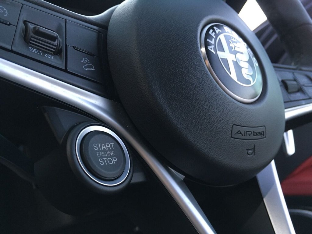 Used Alfa Romeo Stelvio 2018 for sale - 76609147: Photo 45