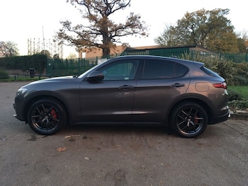 Used Alfa Romeo Stelvio 2018 for sale - 76609147: Photo
