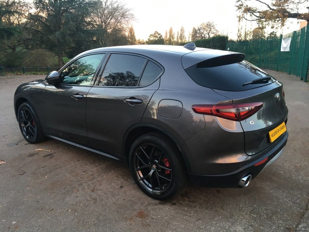 Used Alfa Romeo Stelvio 2018 for sale - 76609147: Photo 5