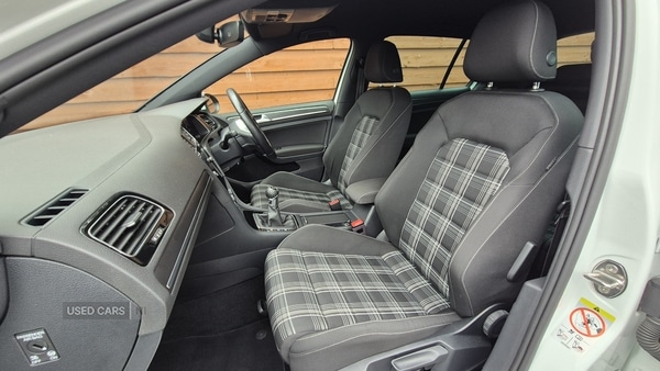 Used Volkswagen Golf 2018 for sale - 76539309: Photo 16