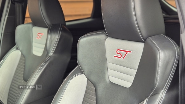 Used Ford Focus 2012 for sale - 77799619: Photo 22