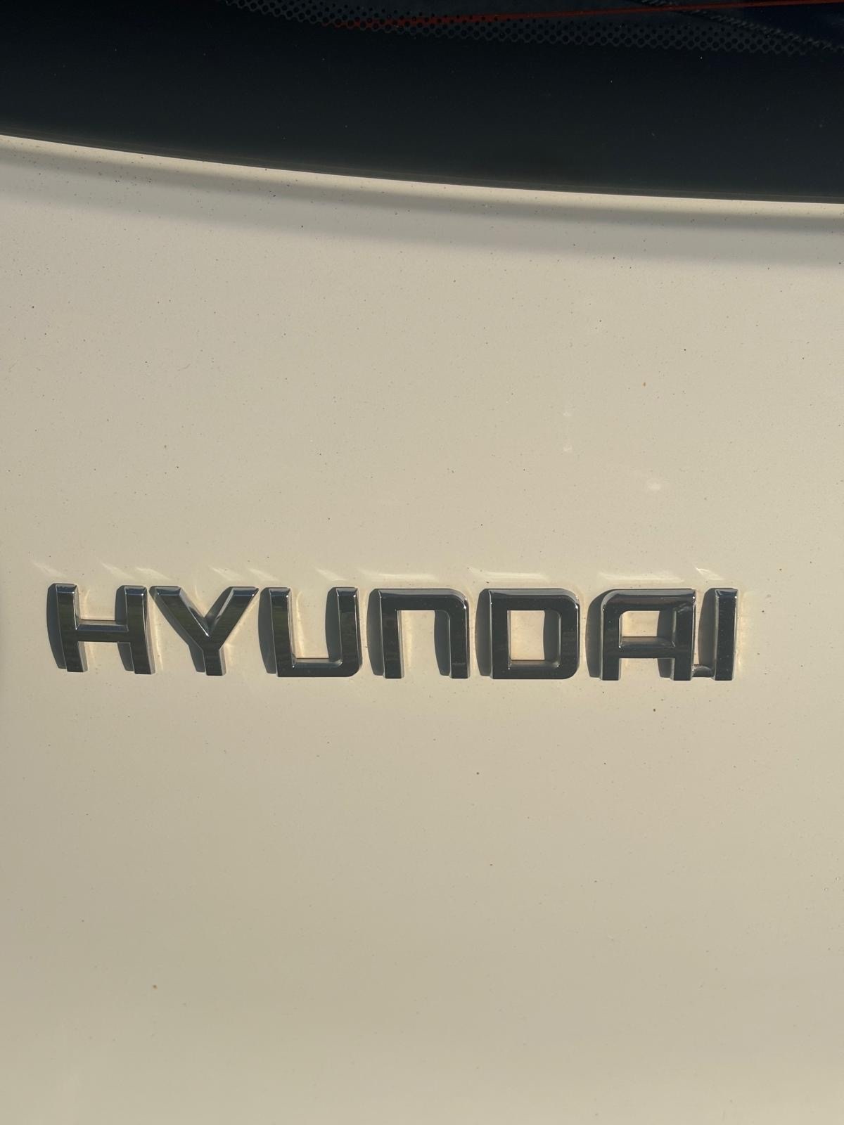 Used Hyundai i10 2014 for sale - 76892625: Photo 8