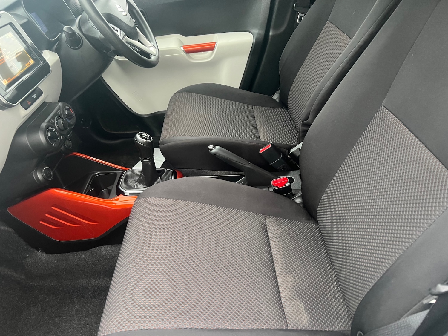 Used Suzuki Ignis 2018 for sale - 76977618: Photo 10