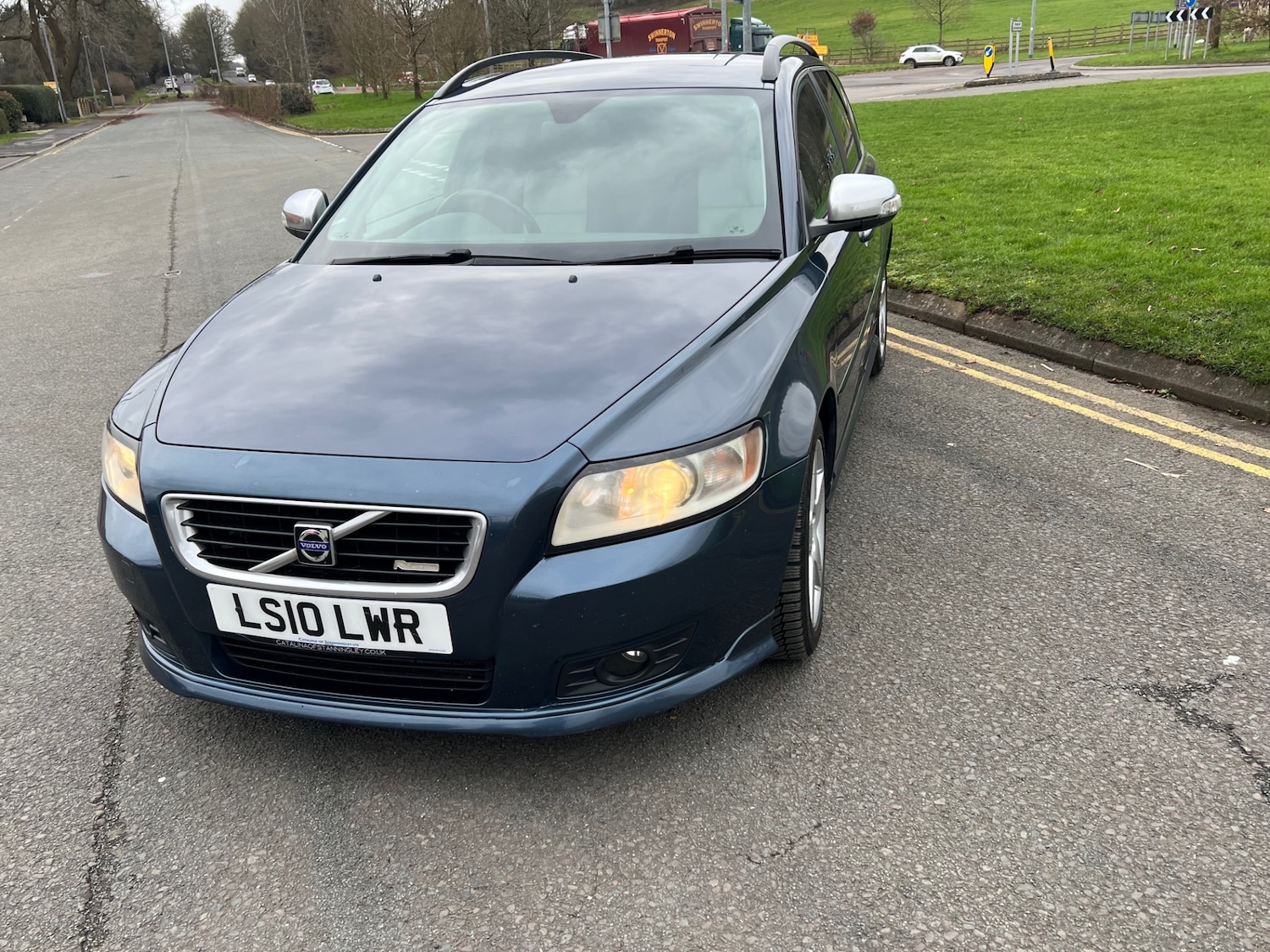 Used Volvo V50 2010 for sale - 77528104: Photo 3