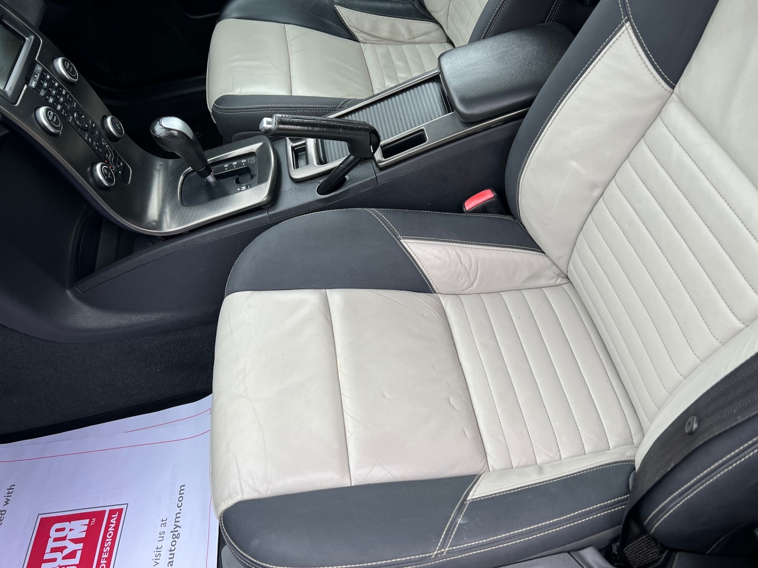 Used Volvo V50 2010 for sale - 77528104: Photo 6