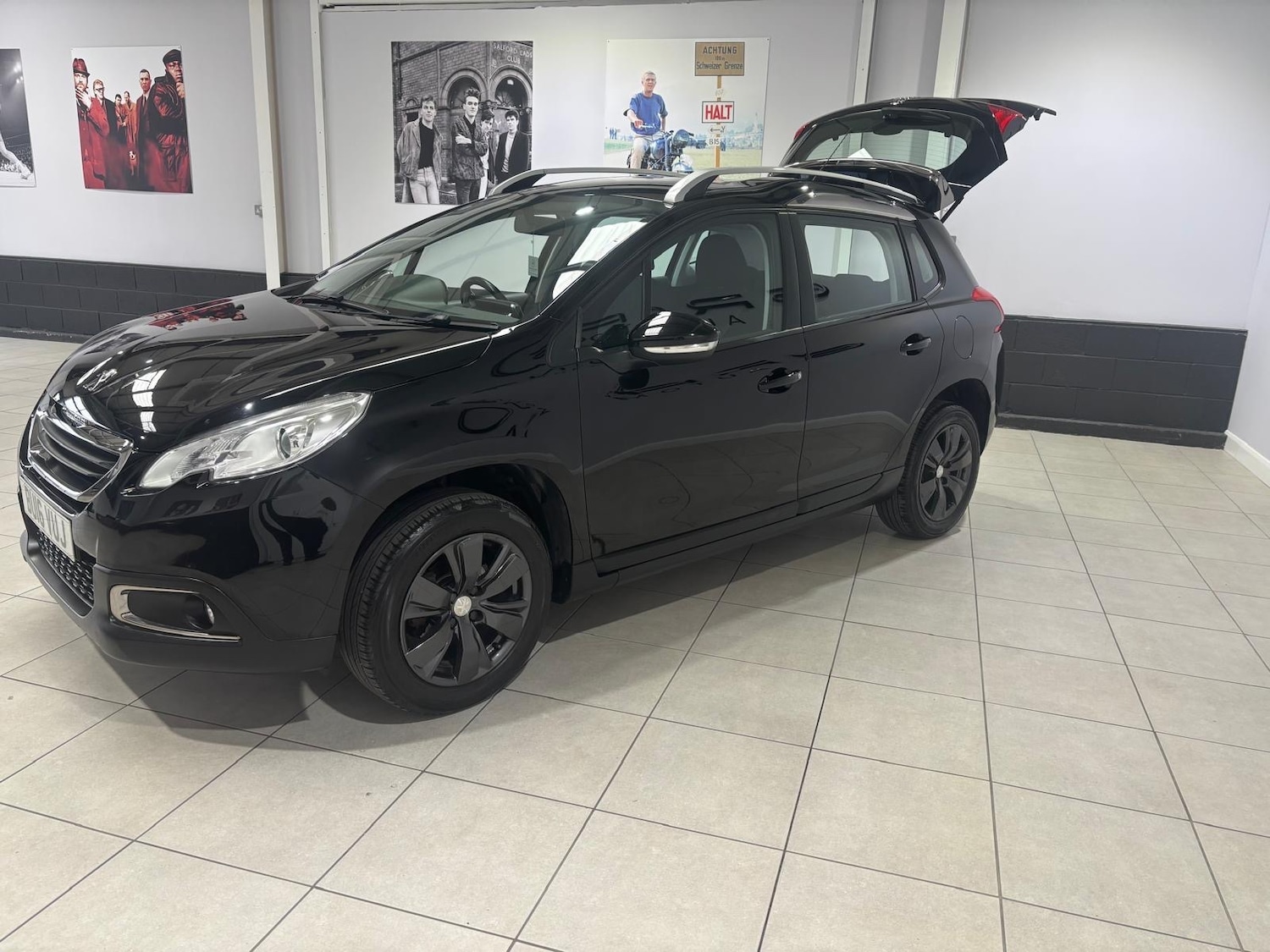 Used Peugeot 2008 2016 for sale - 76894919: Photo 10