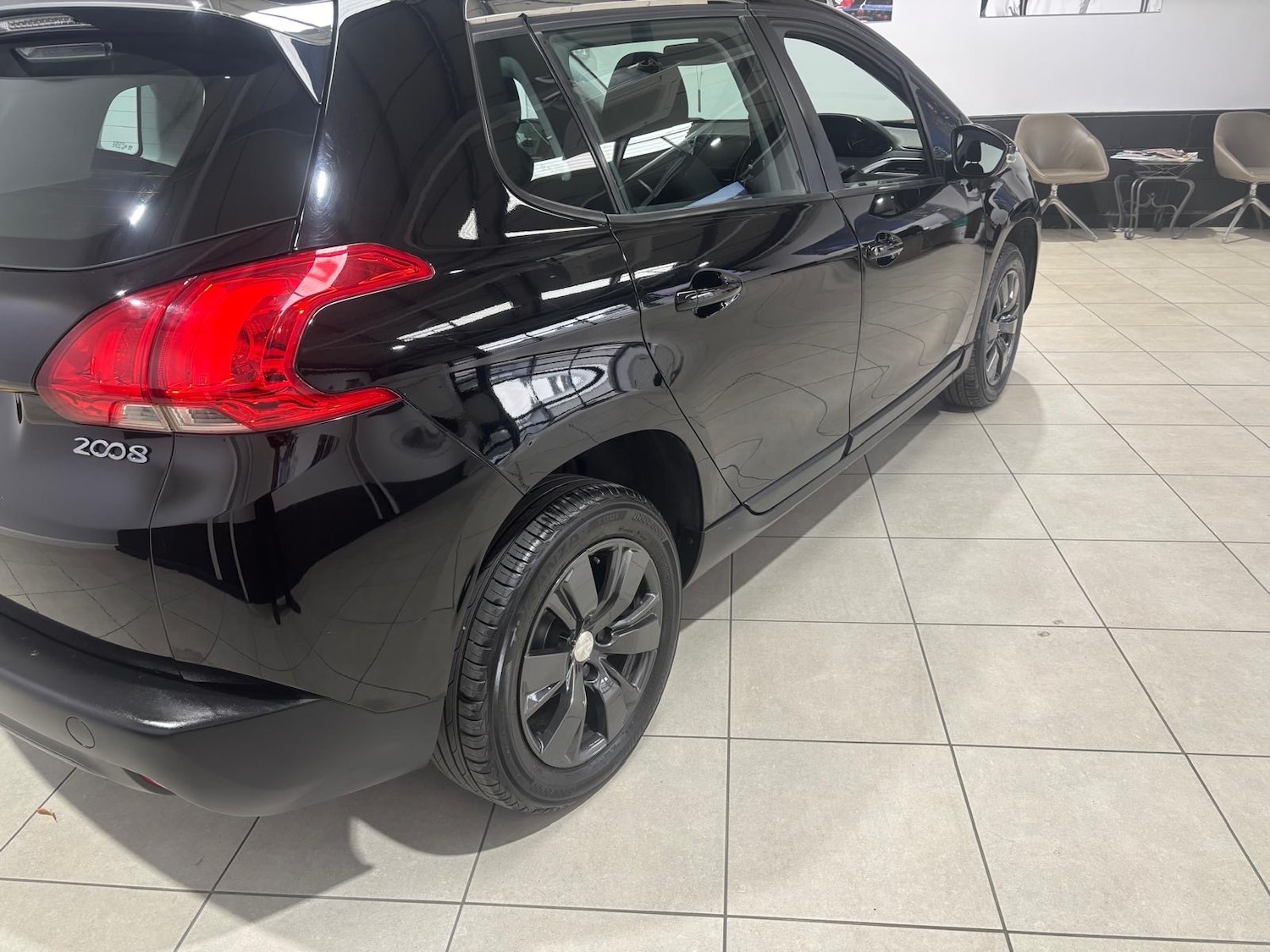 Used Peugeot 2008 2016 for sale - 76894919: Photo 18