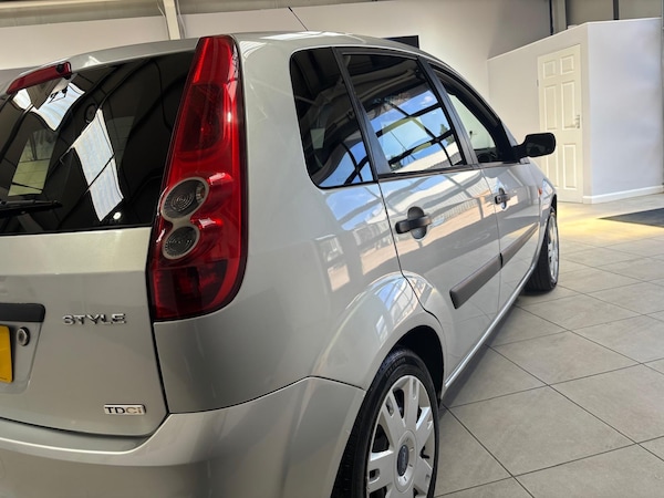 Used Ford Fiesta 2007 for sale - 75283267: Photo 5
