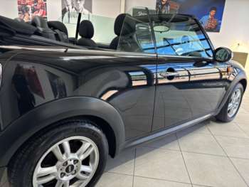Used MINI Convertible 2010 for sale - 74628419: Photo