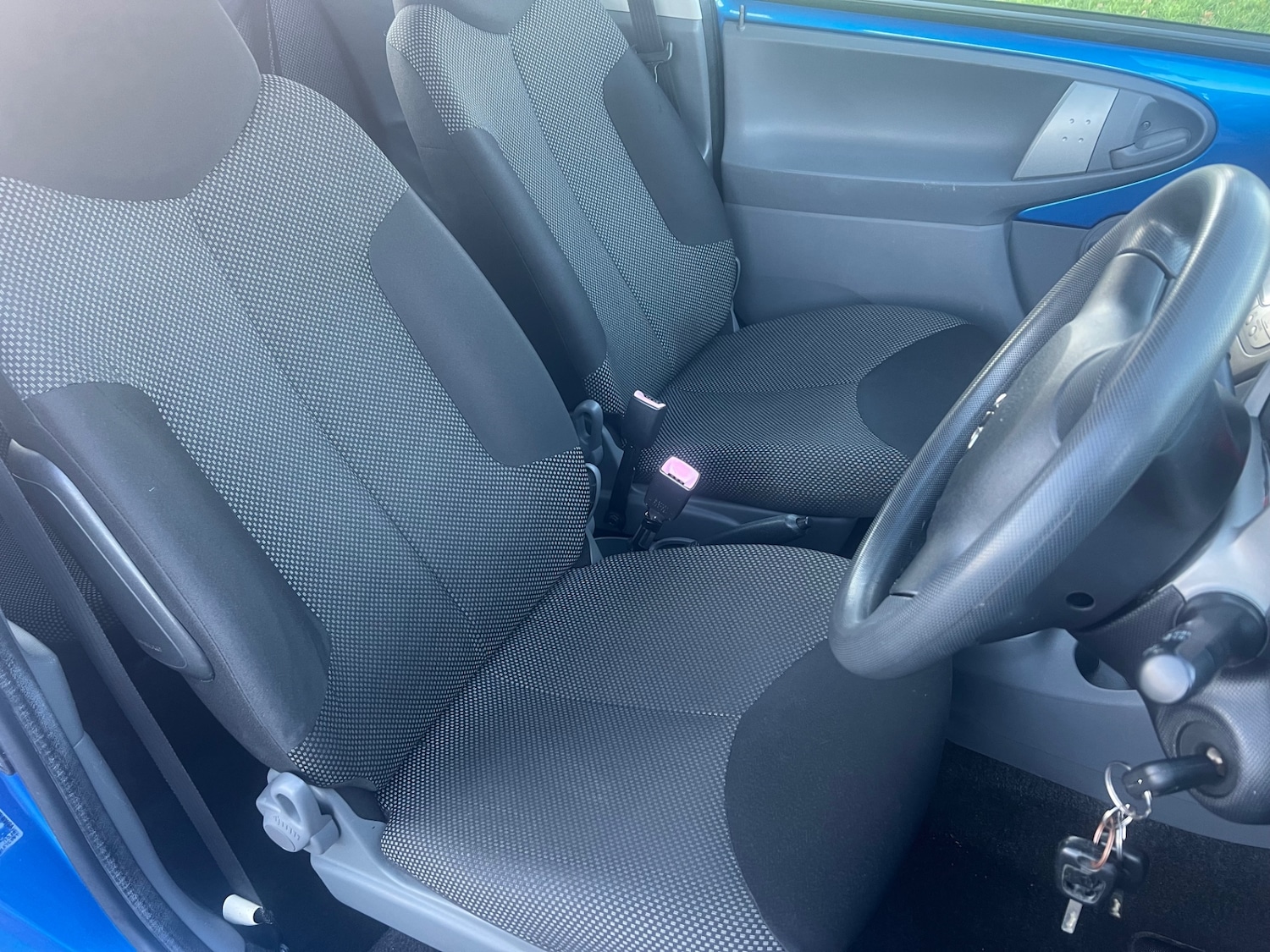 Used Toyota AYGO 2010 for sale - 76921960: Photo 10