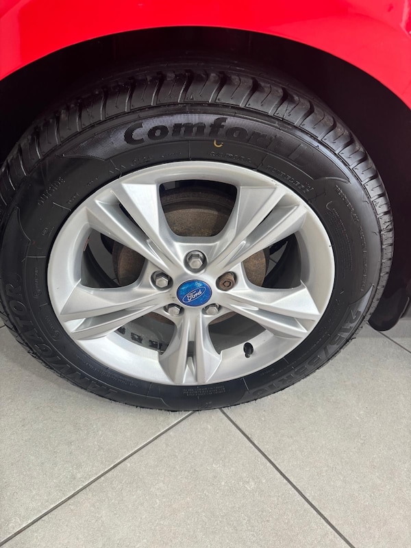 Used Ford Focus 2012 for sale - 75283109: Photo 11
