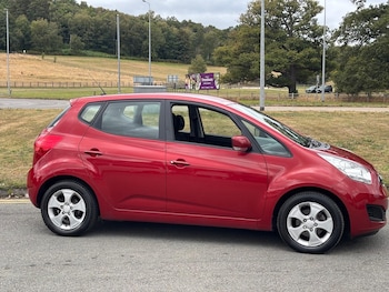 2013 (13) - 1.4 CRDi 2 5dr