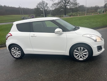 Used Suzuki Swift 2015 for sale - 77141025: Photo
