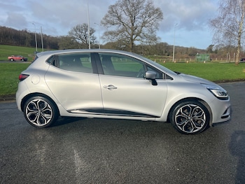 Used Renault Clio 2018 for sale - 77578961: Photo