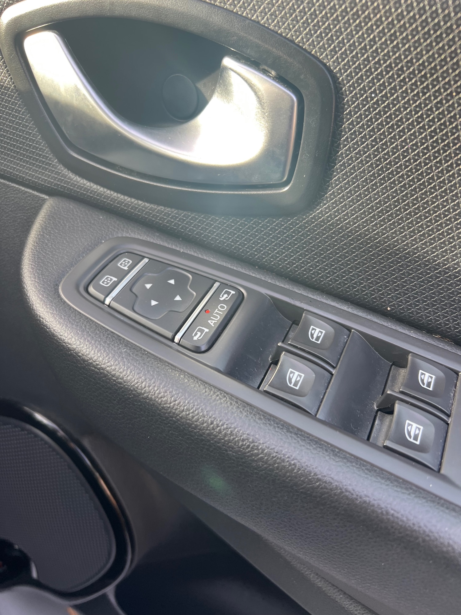 Used Renault Clio 2018 for sale - 77578961: Photo 5