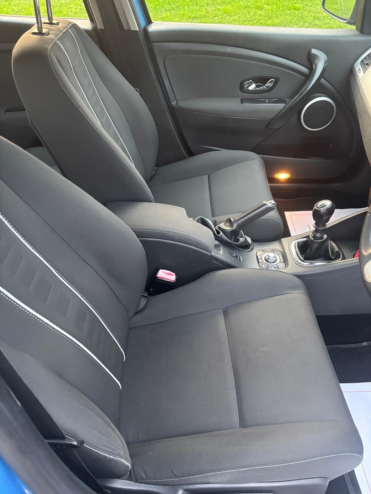 Used Renault Megane 2012 for sale - 76894929: Photo 13