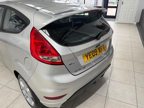 Used Ford Fiesta 2009 for sale - 76280426: Photo 7