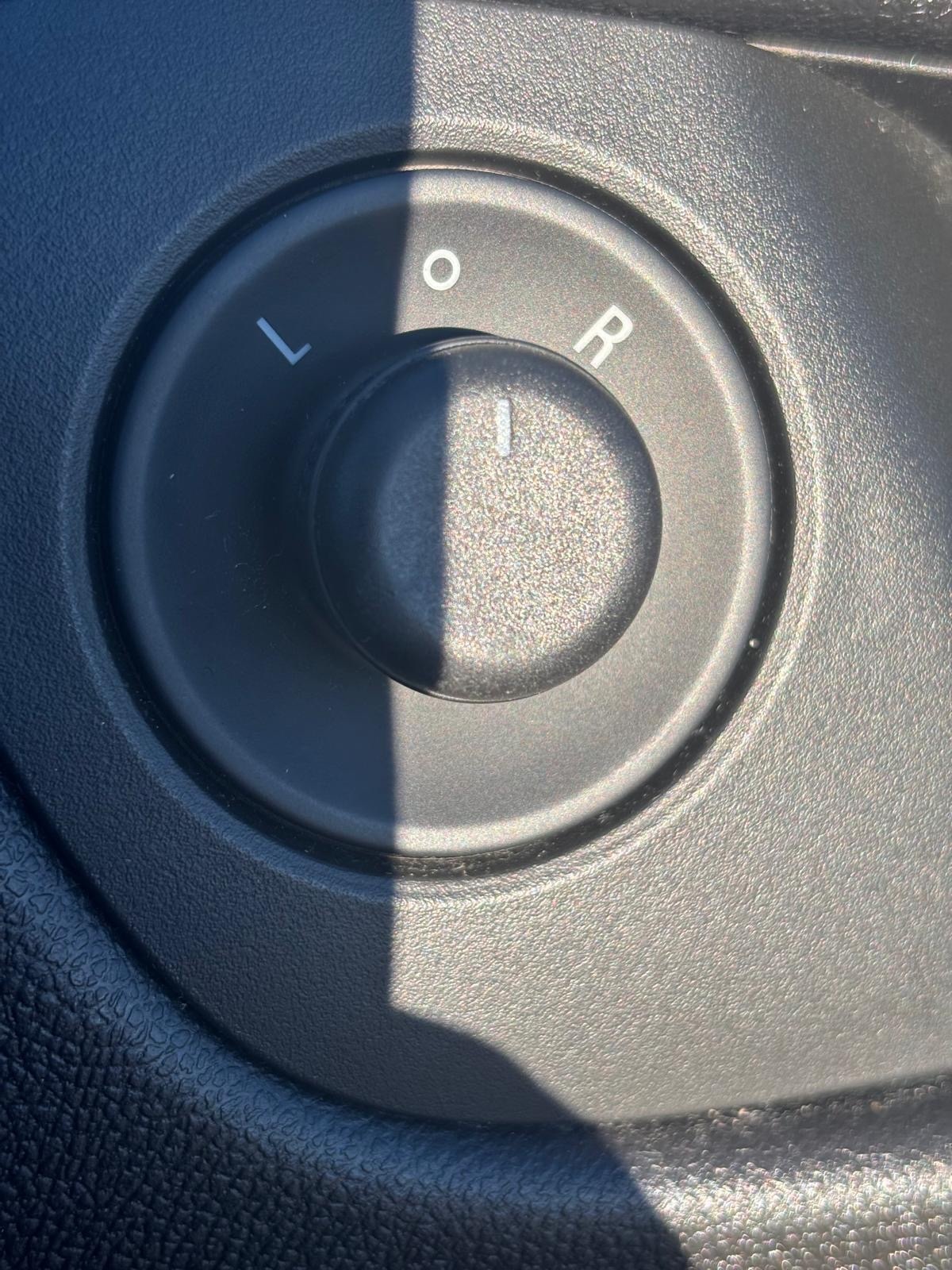 Used Vauxhall ADAM 2015 for sale - 76893080: Photo 18