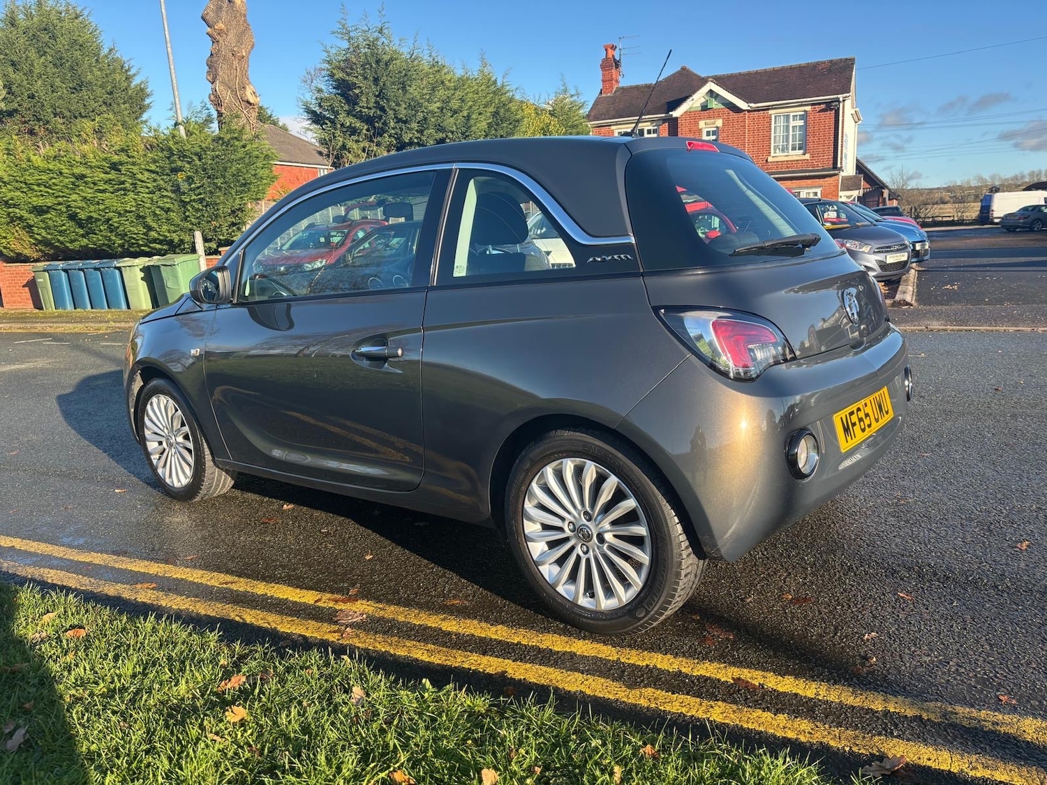 Used Vauxhall ADAM 2015 for sale - 76893080: Photo 2