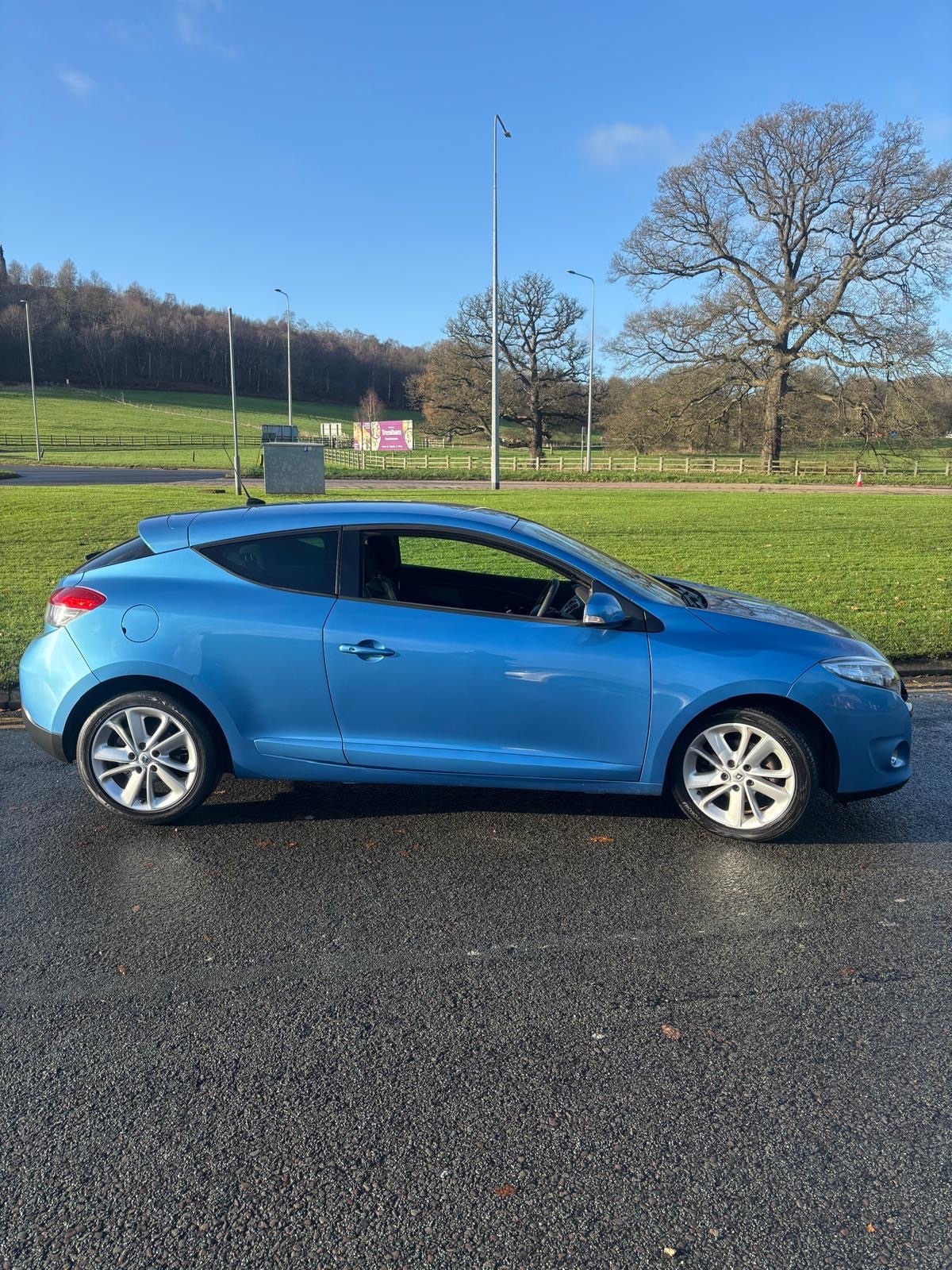 Used Renault Megane 2012 for sale - 76958530: Photo 1