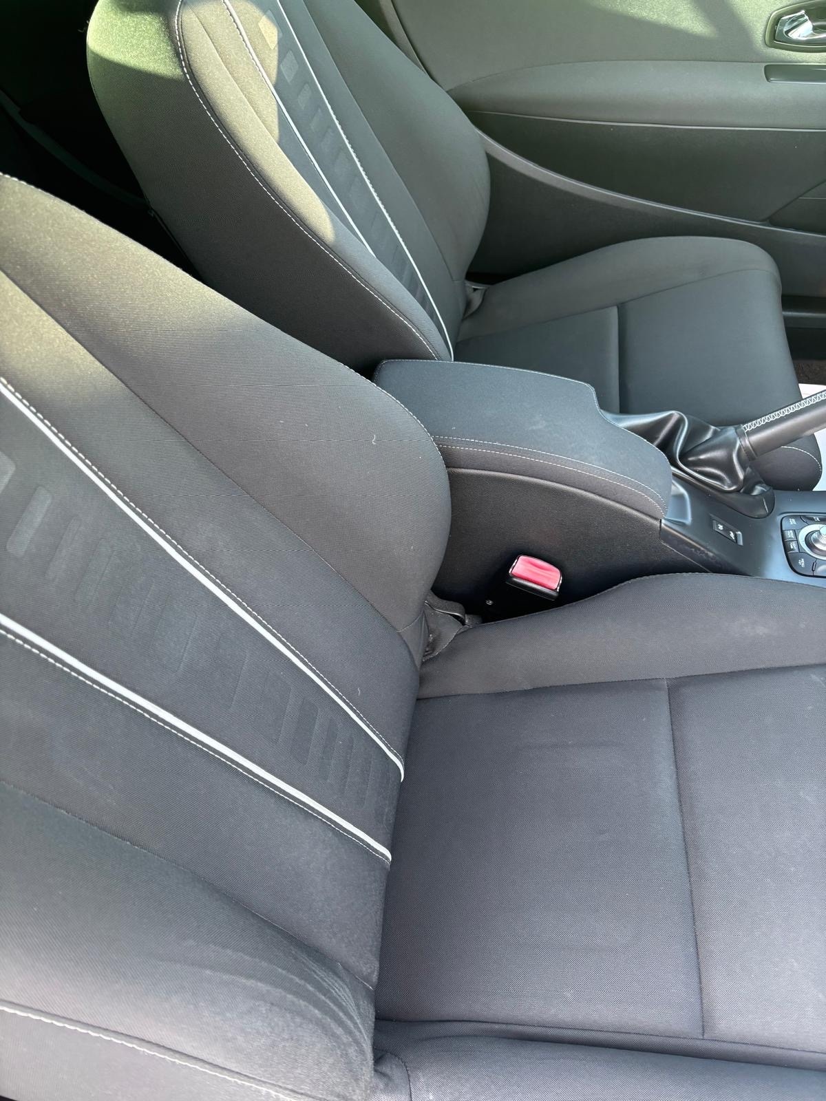 Used Renault Megane 2012 for sale - 76958530: Photo 19