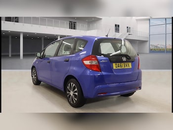 Used Honda Jazz 2011 for sale - 77237165: Photo