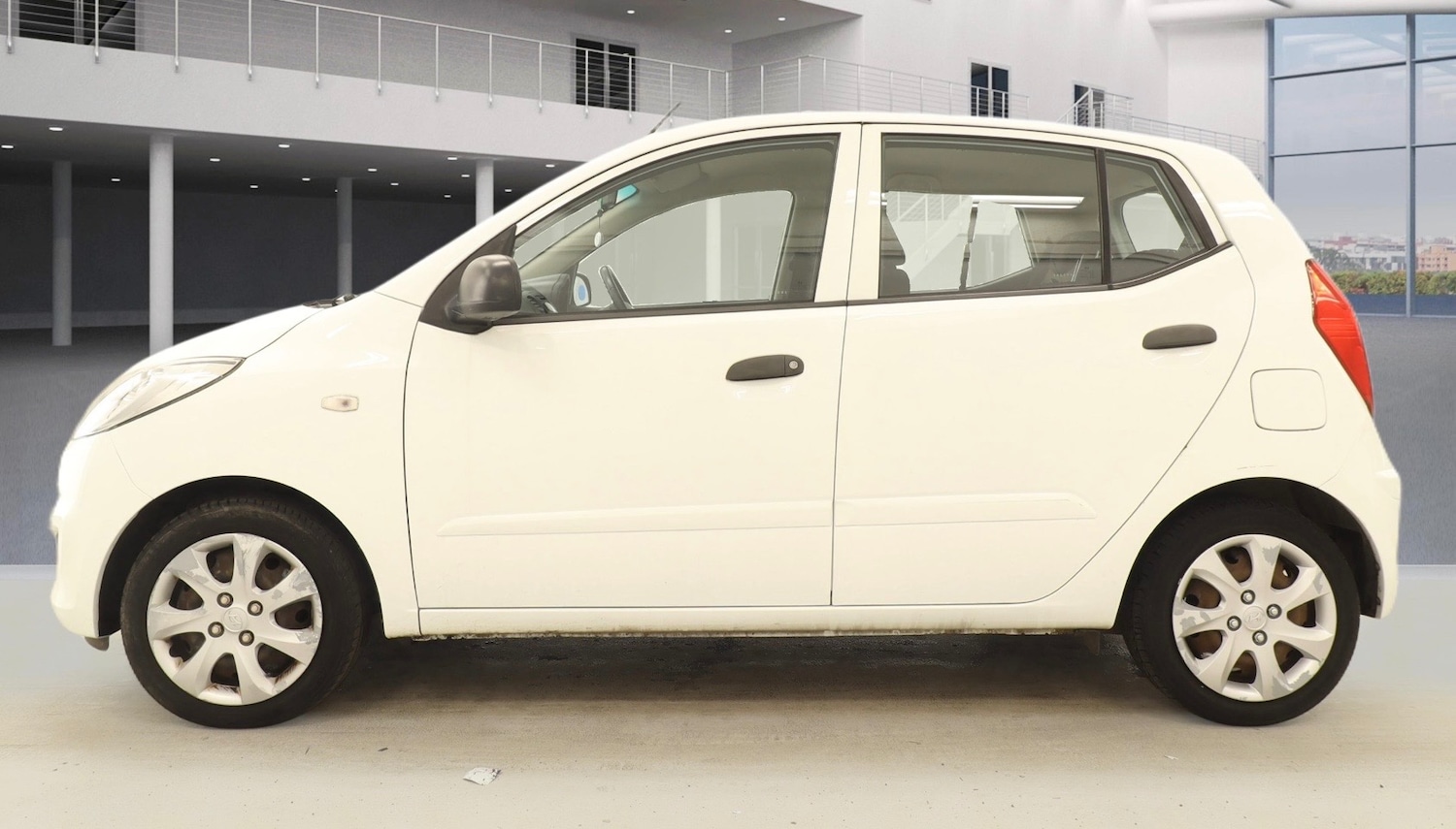 Used Hyundai i10 2013 for sale - 77974677: Photo 6