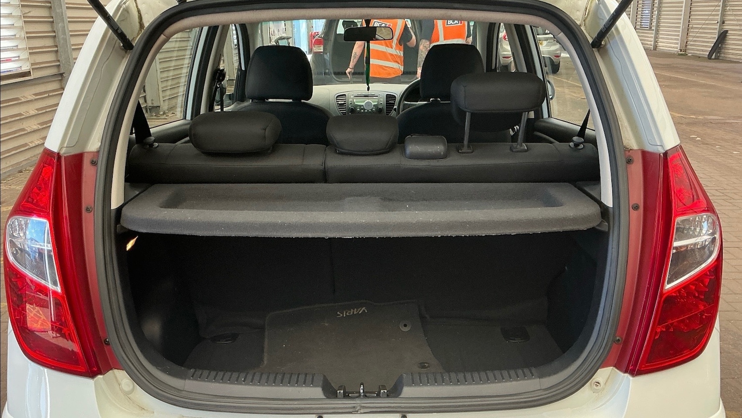 Used Hyundai i10 2013 for sale - 77974677: Photo 7