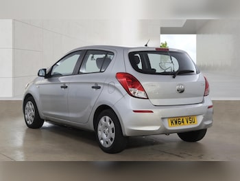 Used Hyundai i20 2015 for sale - 78925772: Photo