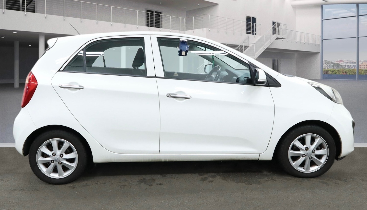 Used Kia Picanto 2012 for sale - 77631012: Photo 5