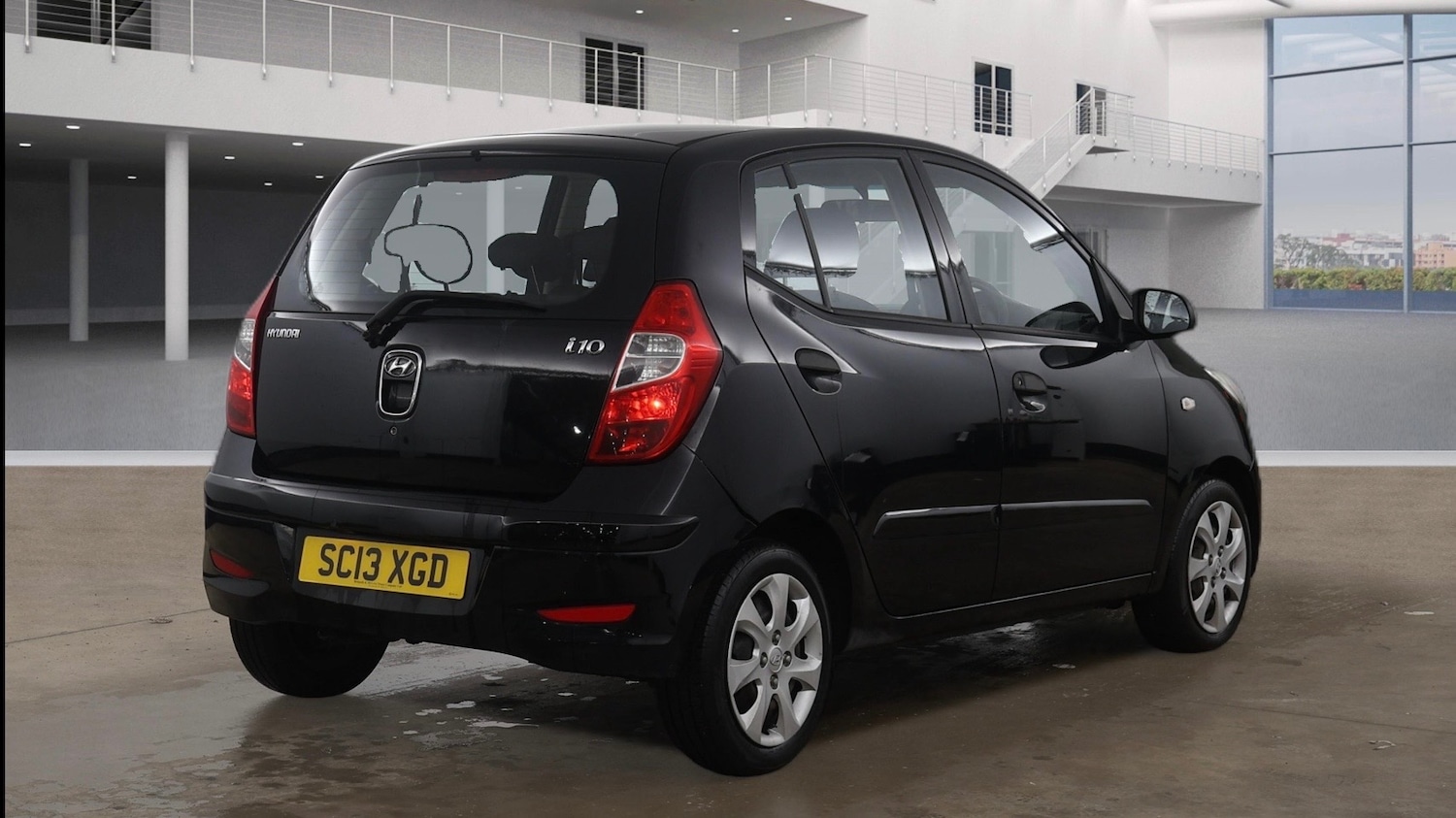 Used Hyundai i10 2013 for sale - 77227970: Photo 4