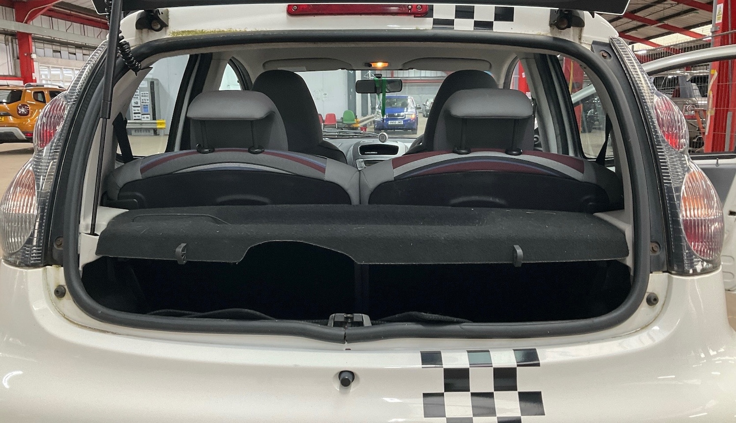 Used Citroen C1 2010 for sale - 78042362: Photo 7